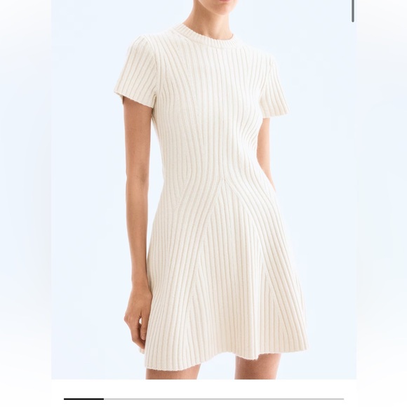 H&M Dresses & Skirts - H&M Cream Knit Short Sleeve Dress